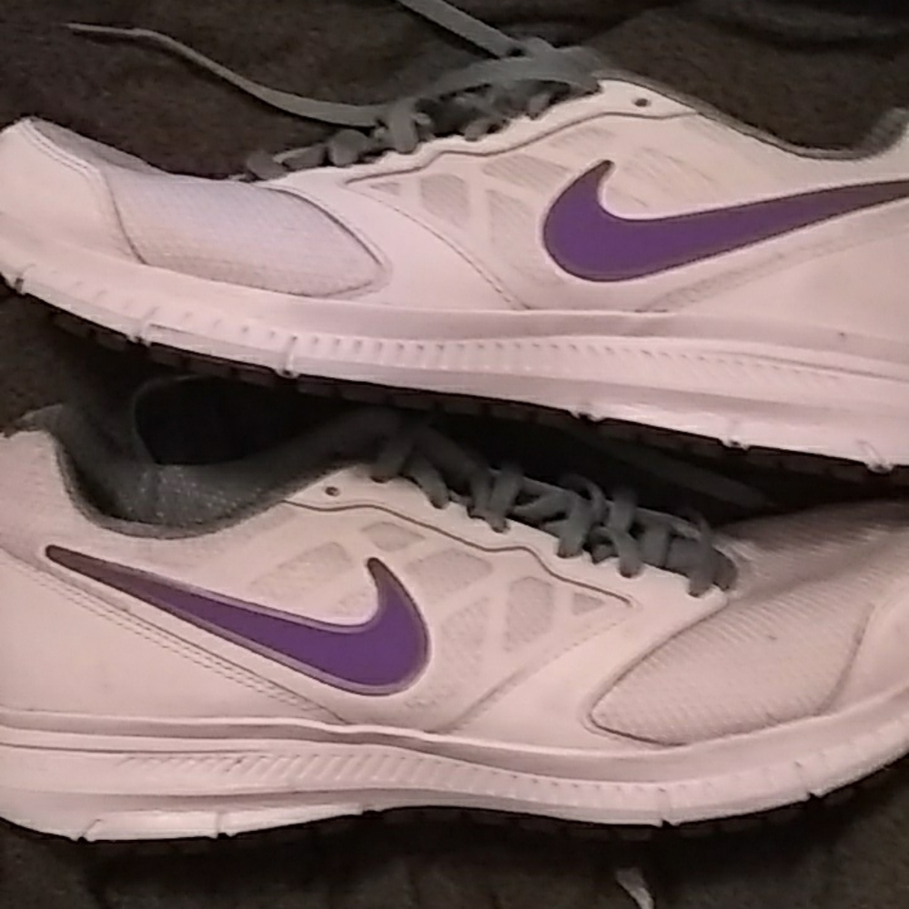 Nike shoes size 11